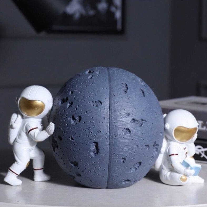 Astronaut Bookend